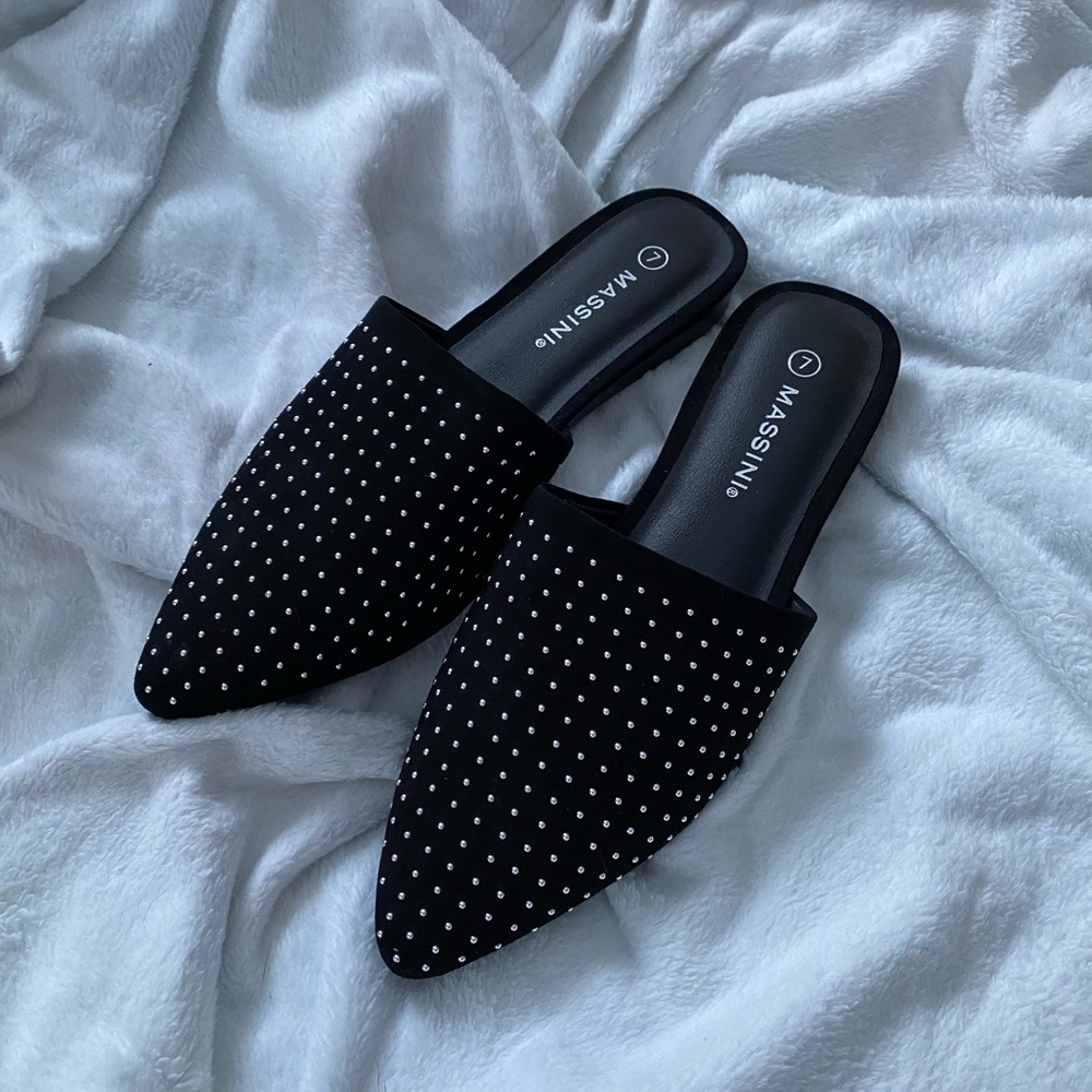 Black Massini classy slip-on’s